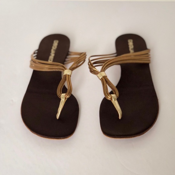 Metallic bronze thong sandals. - Picture 2 of 7